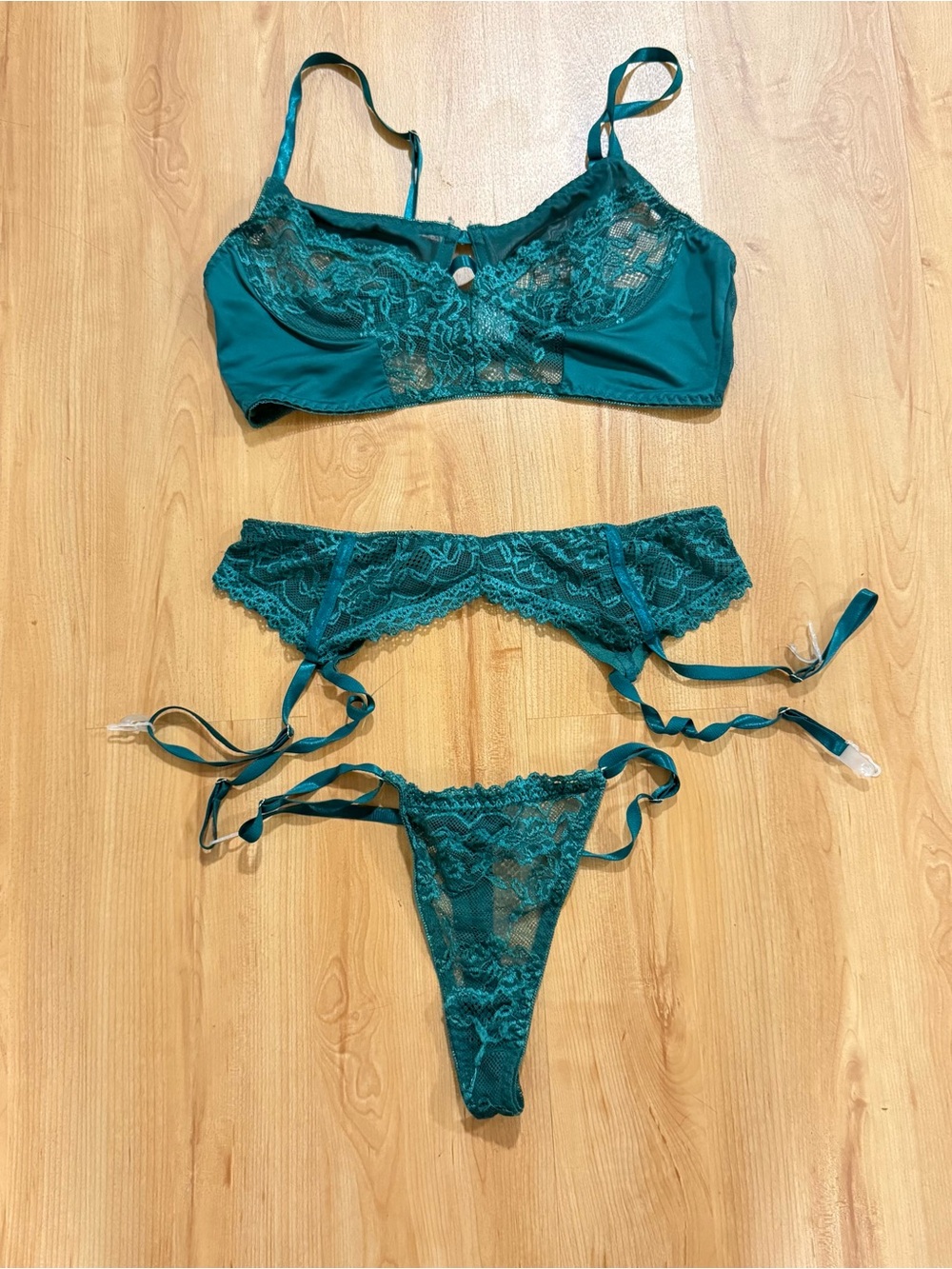 Women’s large lingerie set